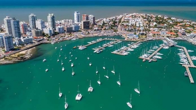 Vacaciones de invierno en PUNTA DEL ESTE. Hotel Remanso